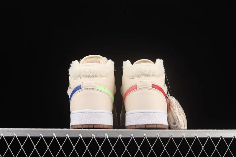 All Categories Air Jordan Jordan Series Basketball Shoes Air Jordan 1 Mid Air Jordan 1 Mid AJ1 Pearl Milk Tea Zhongbang Basketball Shoes DO2207-264